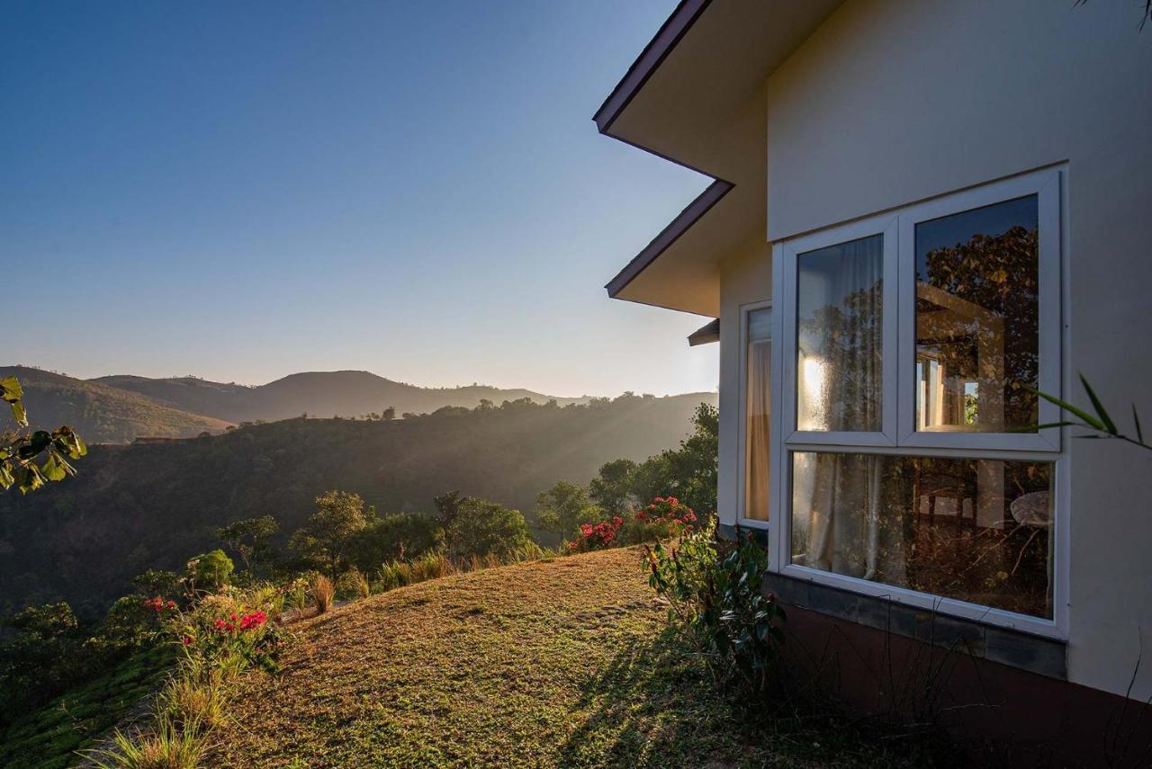 Vaga Roville- Tea Plantation Valley View By Stayvista 바가몬 외부 사진